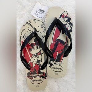 Havaianas Women’s Flip Flop Slippers Sandals Mickey & Goofy sz 9/10 US NWT